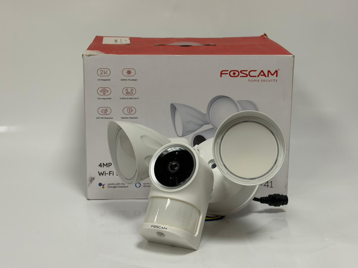 Foscam F41 – Caméra Extérieure Wi-Fi avec Projecteurs